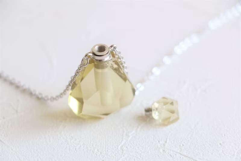 天然檸檬晶精油瓶項鍊 香薰瓶項鍊 香水瓶頸鍊