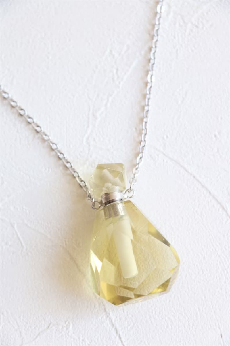 天然檸檬晶精油瓶項鍊 香薰瓶項鍊 香水瓶頸鍊