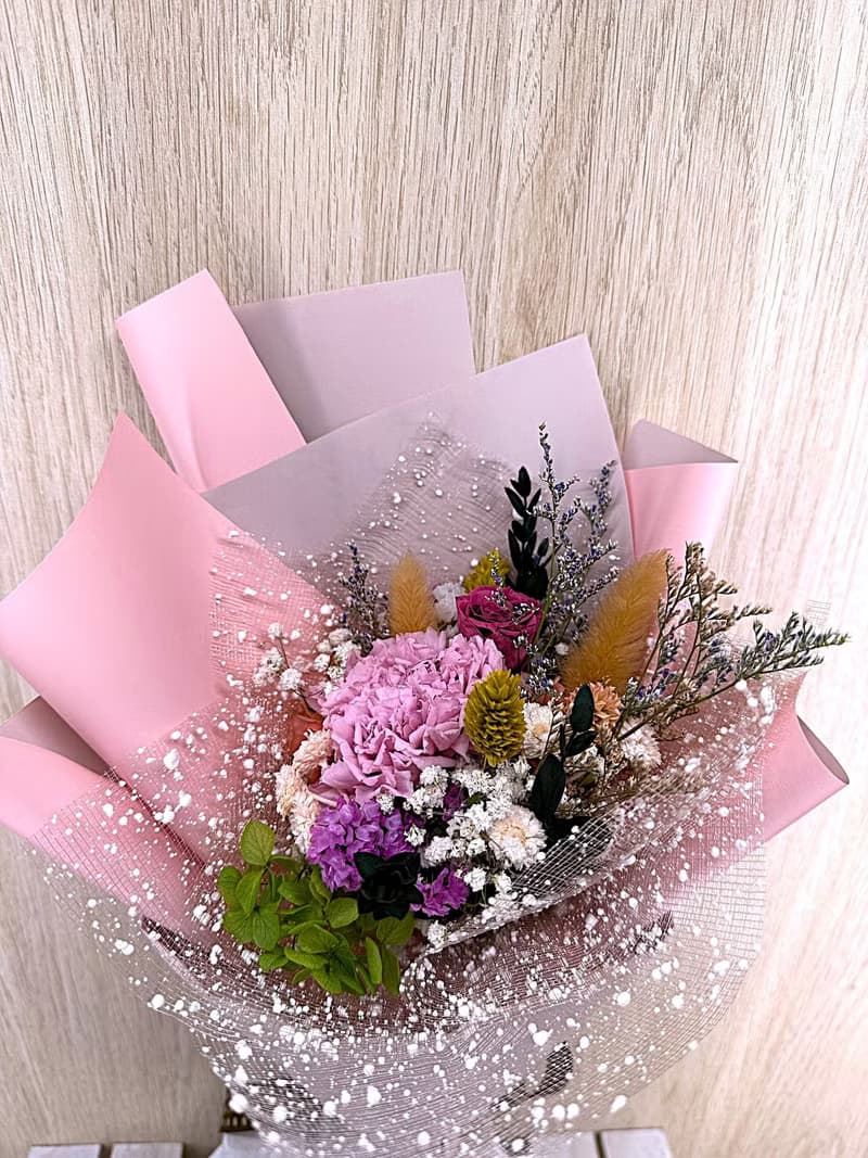 母親節主題花卉 永生康乃馨花束-灰粉系