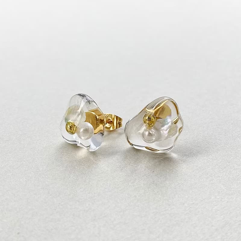 天然貝ウォーターピアス/イヤリング