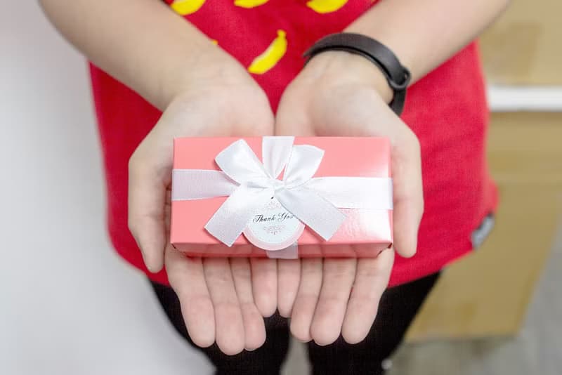 Double Love Pink盒裝 多彩綿綿兔(多色隨機)+果醬小禮盒