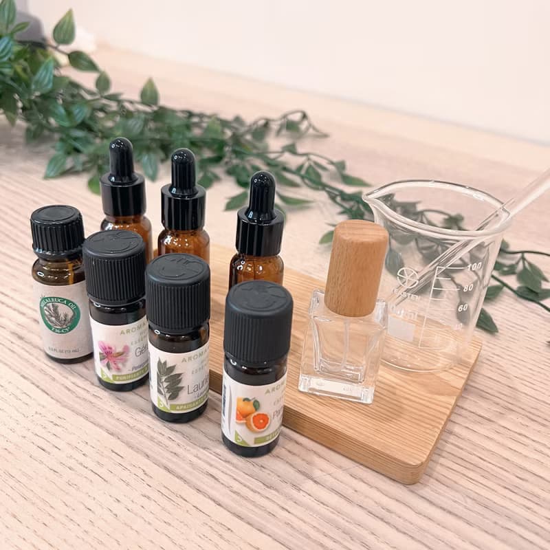 【體驗】精油淡香水課程 / 90 分鐘帶走你的情緒療癒香水