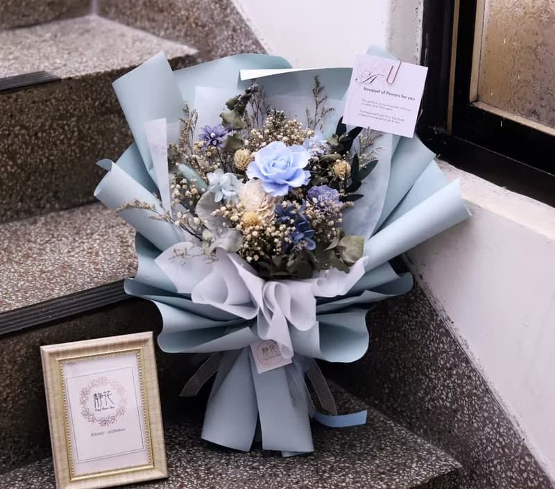 【藍色玫瑰花束】畢業花束　母親節花束　生日送禮花束