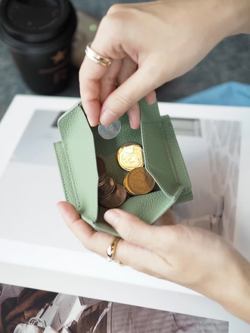 Maily (Melon green) : Tri-fold wallet, Short wallet, cow leather