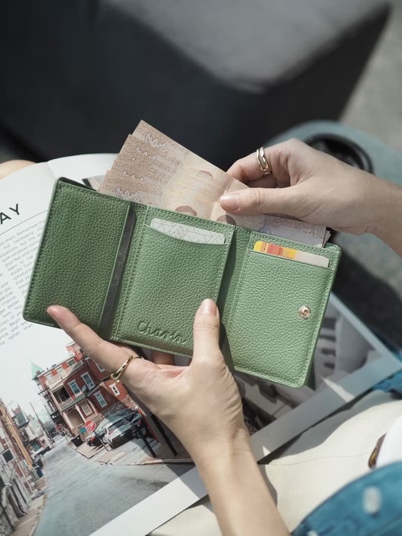 Maily (Melon green) : Tri-fold wallet, Short wallet, cow leather