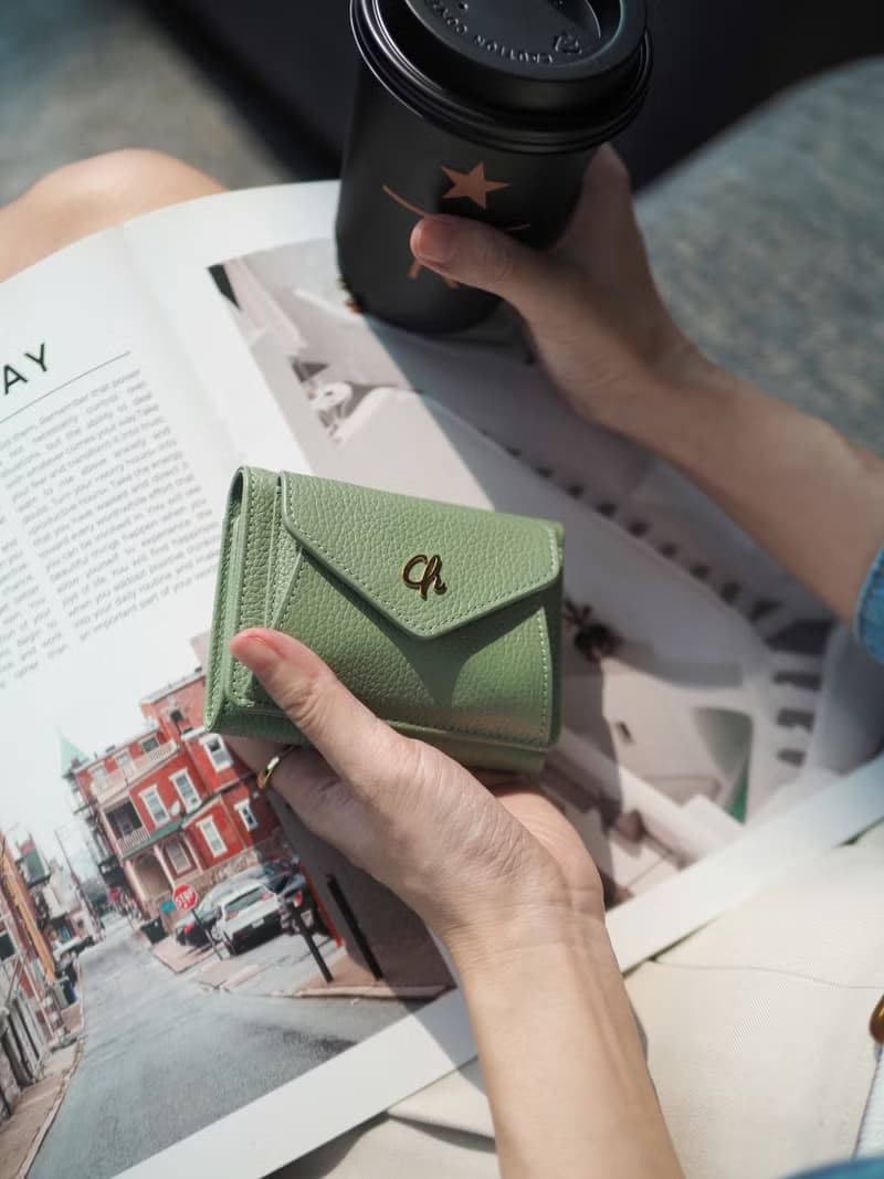 Maily (Melon green) : Tri-fold wallet, Short wallet, cow leather