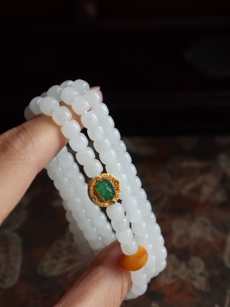 天然和田玉手鏈多圈羊脂玉老型珠手鏈搭配銀鑲狐狸招財闢邪保平安