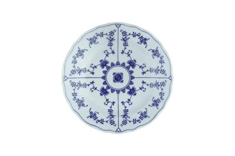 庫倫洛夫古堡清新圓淺盤-19CM / 結婚禮物 /