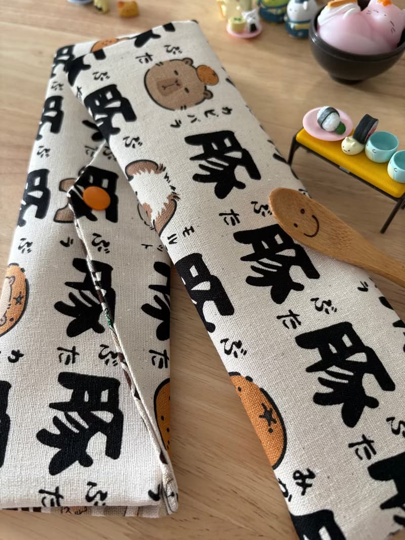 文青風環保純棉筷袋 水豚君的好友們 原胚白 厚實手感 童心 優質