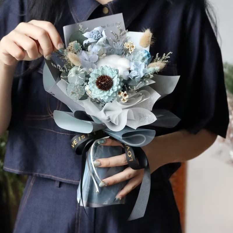 伴伴 | 撞色款永生花束 畢業季 畢業花束 永生花 乾燥花 擴香花