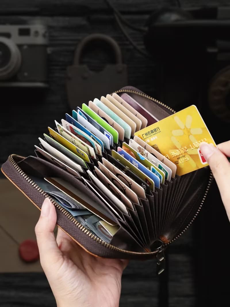 真皮卡包 / 大容量卡包 / 防盜刷名片夾信用卡套