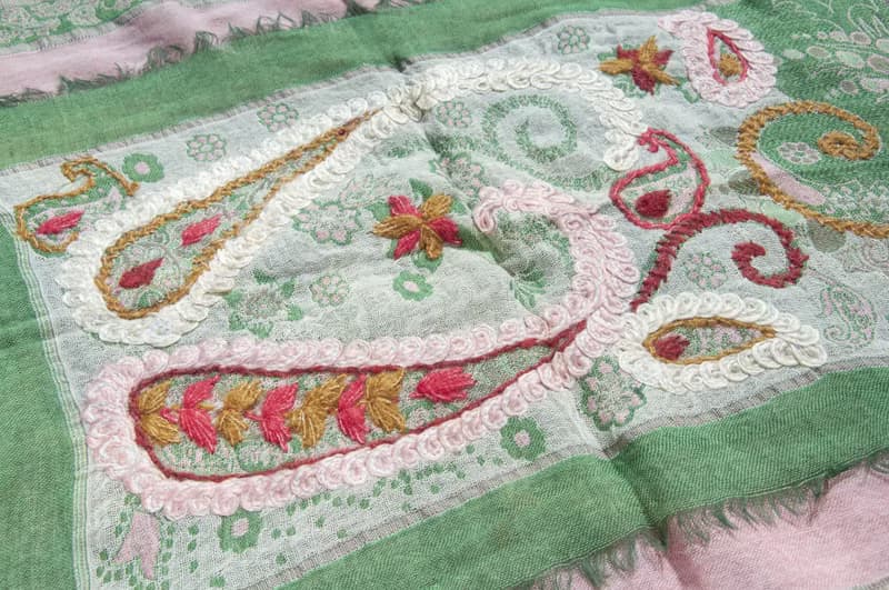 喀什米爾Cashmere/水煮羊毛披肩/針織圍巾/刺繡圍巾/羊絨披巾-花