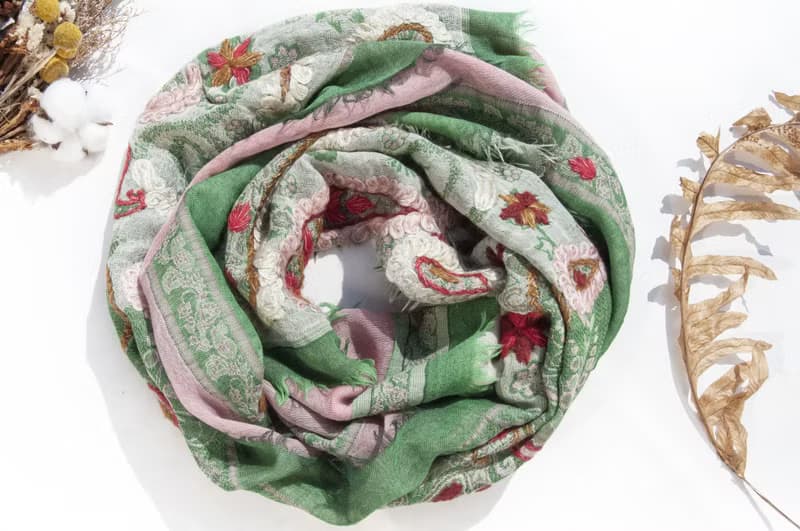 喀什米爾Cashmere/水煮羊毛披肩/針織圍巾/刺繡圍巾/羊絨披巾-花