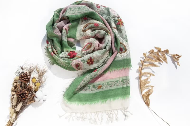 喀什米爾Cashmere/水煮羊毛披肩/針織圍巾/刺繡圍巾/羊絨披巾-花