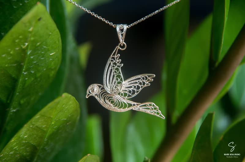 Handcrafted pigeon necklace Silver Filigree AG999 | Jewelry Art Studio