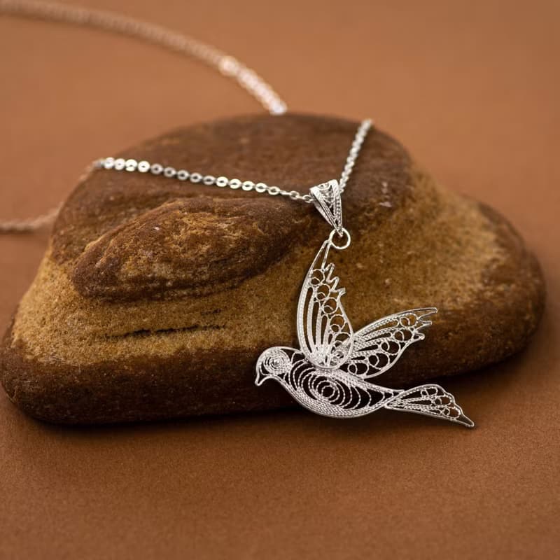 Handcrafted pigeon necklace Silver Filigree AG999 | Jewelry Art Studio