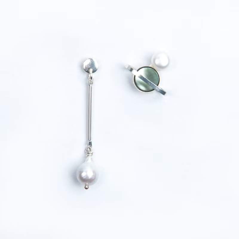 尼普頓珍珠不對稱耳環  Neptune asymmetrical pearl earrings