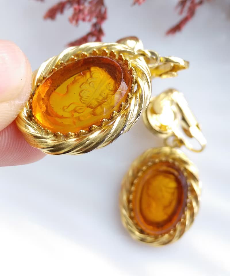 Vintage Jewelry 西洋古董飾品 CAMEO 旋轉框 夾式耳環