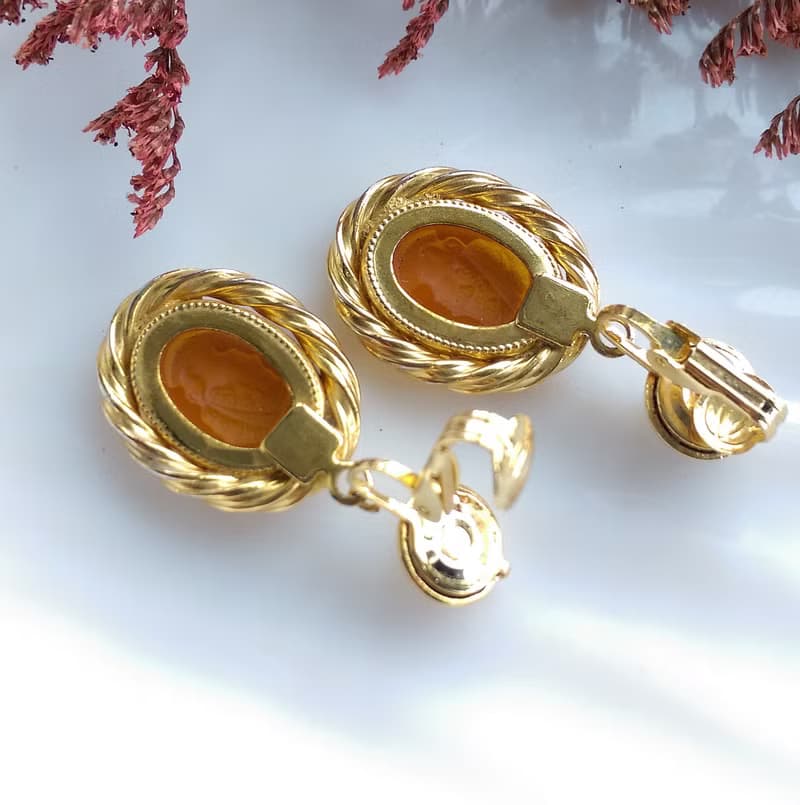 Vintage Jewelry 西洋古董飾品 CAMEO 旋轉框 夾式耳環