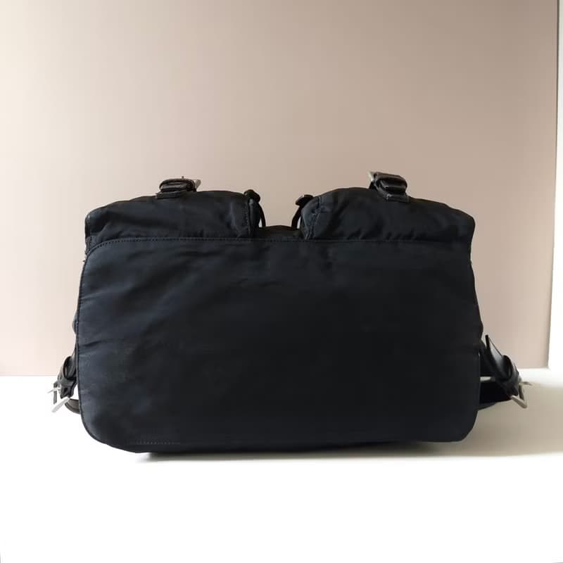 絕版古董品 Prada黑色銀標尼龍雙肩包 後背包 背囊 中古包 二手包