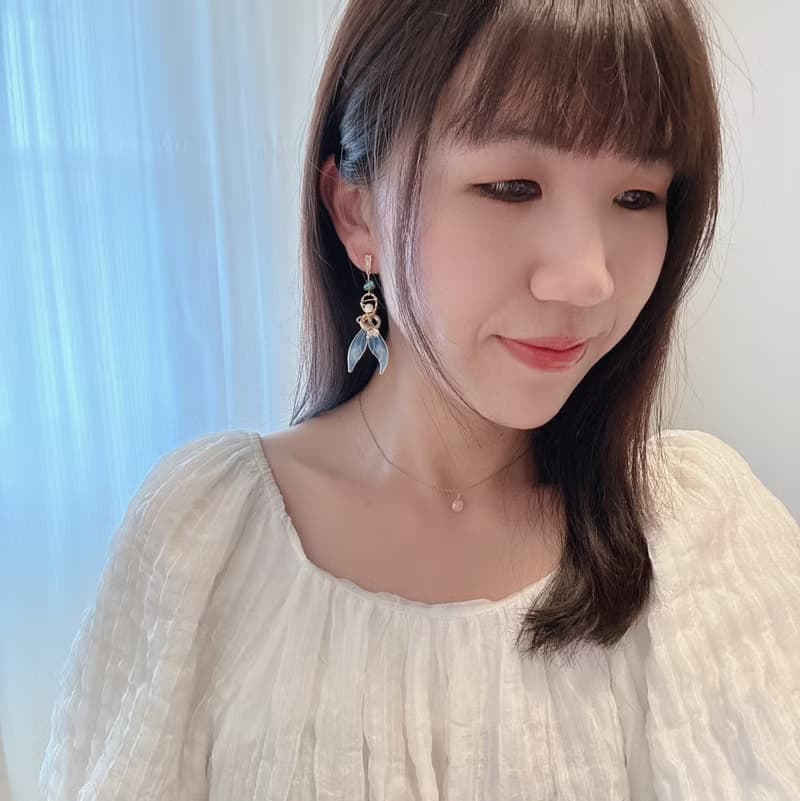 Thetis' Royal Azure Earrings | 蘇忒的皇家耳飾