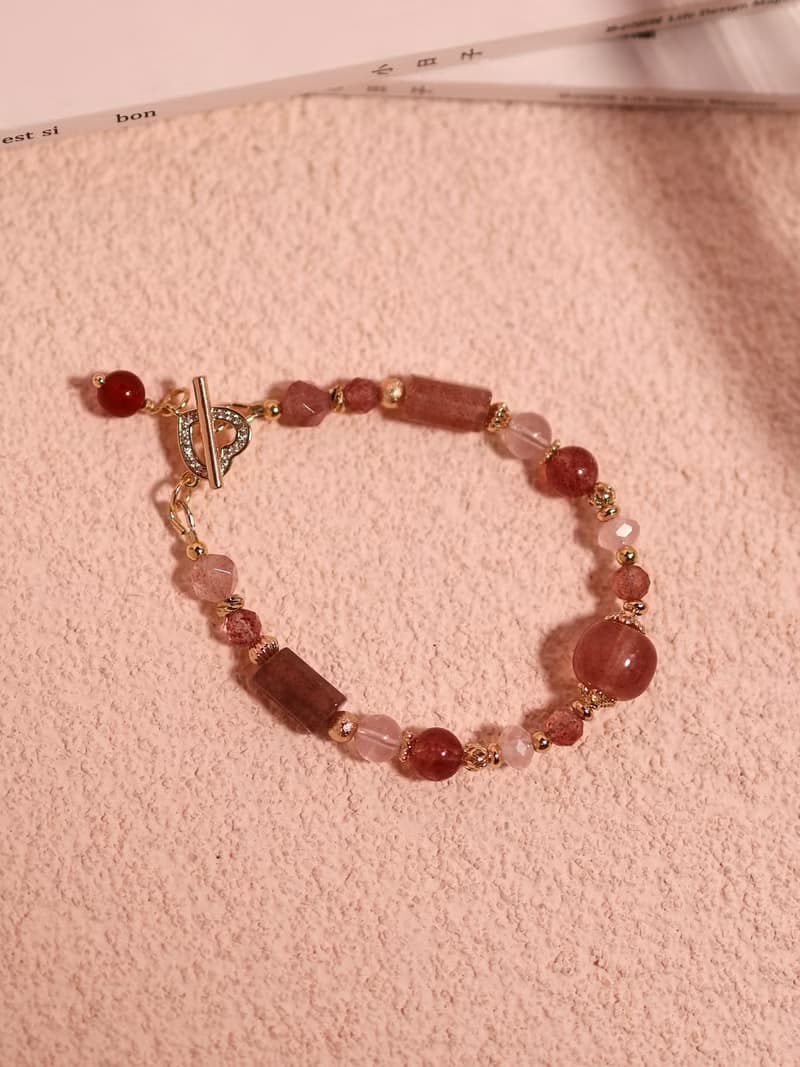 心口合一。草莓晶老型珠 星光粉晶 紅瑪瑙 14K包金 水晶手鍊