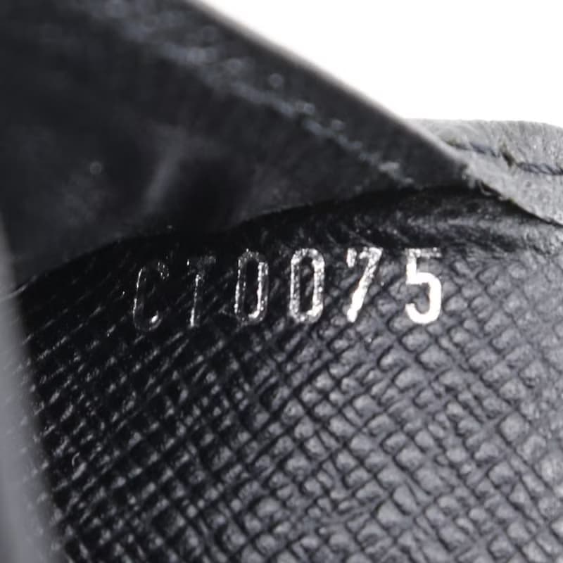 【日本直送】ルイ・ヴィトン LOUIS VUITTON ポルトカルトクレディ 札入れ M31002 タイガ アルドワーズ CT0075 メンズ【中古】