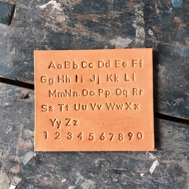 缺口黃銅刻字鑰匙圈 ||  贈送包裝 刻字 || 情人節 禮物 紀念