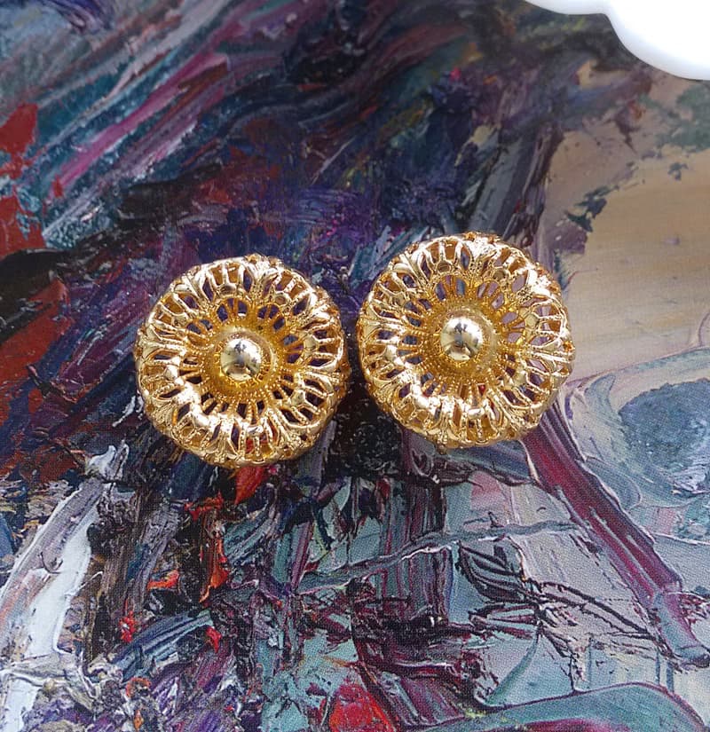 Vintage Jewelry 西洋古董飾品 精美 金色簍空花形 夾式耳環