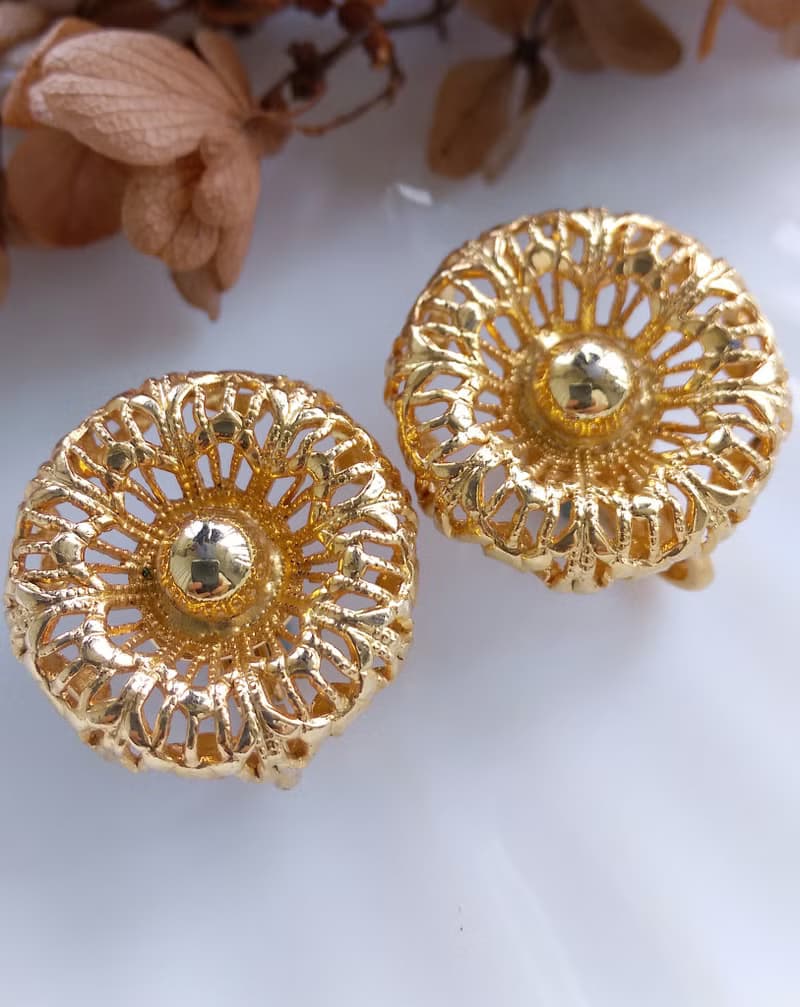 Vintage Jewelry 西洋古董飾品 精美 金色簍空花形 夾式耳環