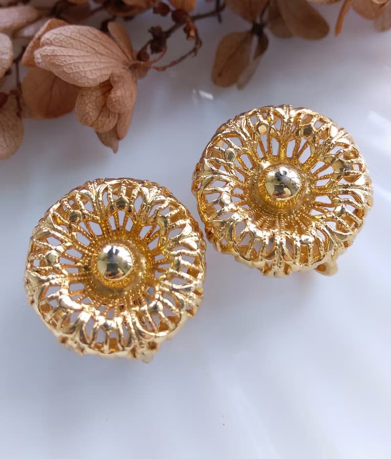 Vintage Jewelry 西洋古董飾品 精美 金色簍空花形 夾式耳環