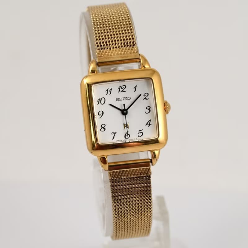 SEIKO NOIE 女性用腕時計 クォーツ 1F21-5020 22mm Gold Square Case Silver Dial 手錶 古董錶 復古手錶