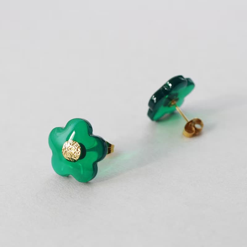 シンプルフラワー(エメラルドグリーン)ピアス/イヤリング