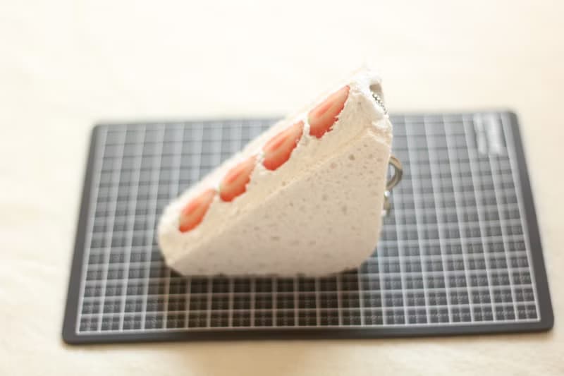 【鑰匙包】草莓三明治