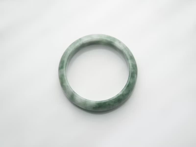 霧之森 | 冰糯種/白底青/平安鐲/手圍18.5-19 | 天然A貨翡翠玉鐲
