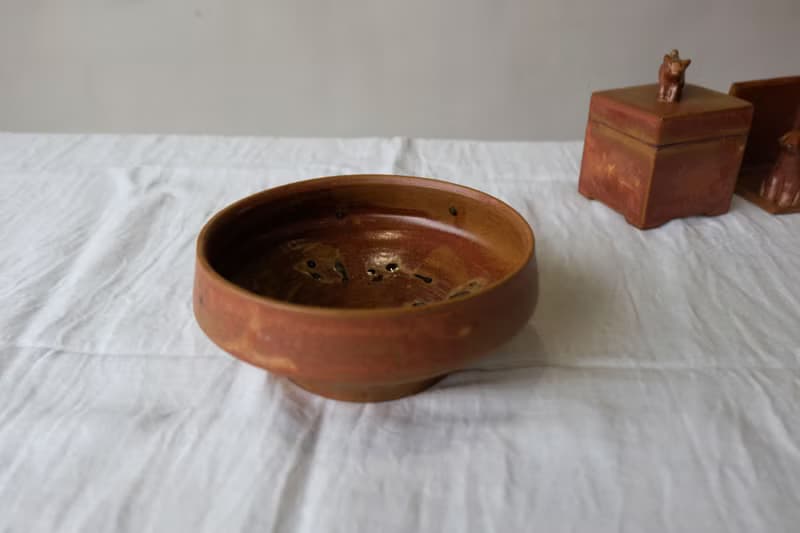 茶葉褐 飛碟碗