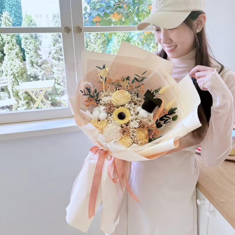 經典向日葵畢業花束 畢業花束 太陽花 滿天星 乾燥花 交換禮物