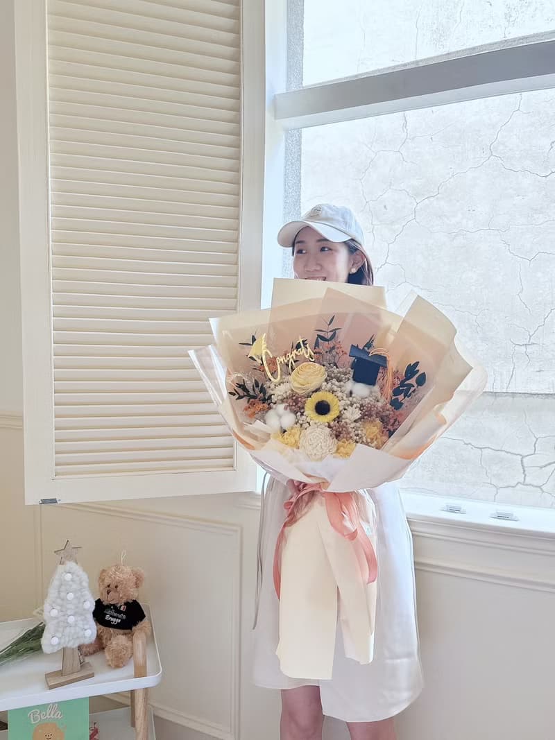 經典向日葵畢業花束 畢業花束 太陽花 滿天星 乾燥花 交換禮物