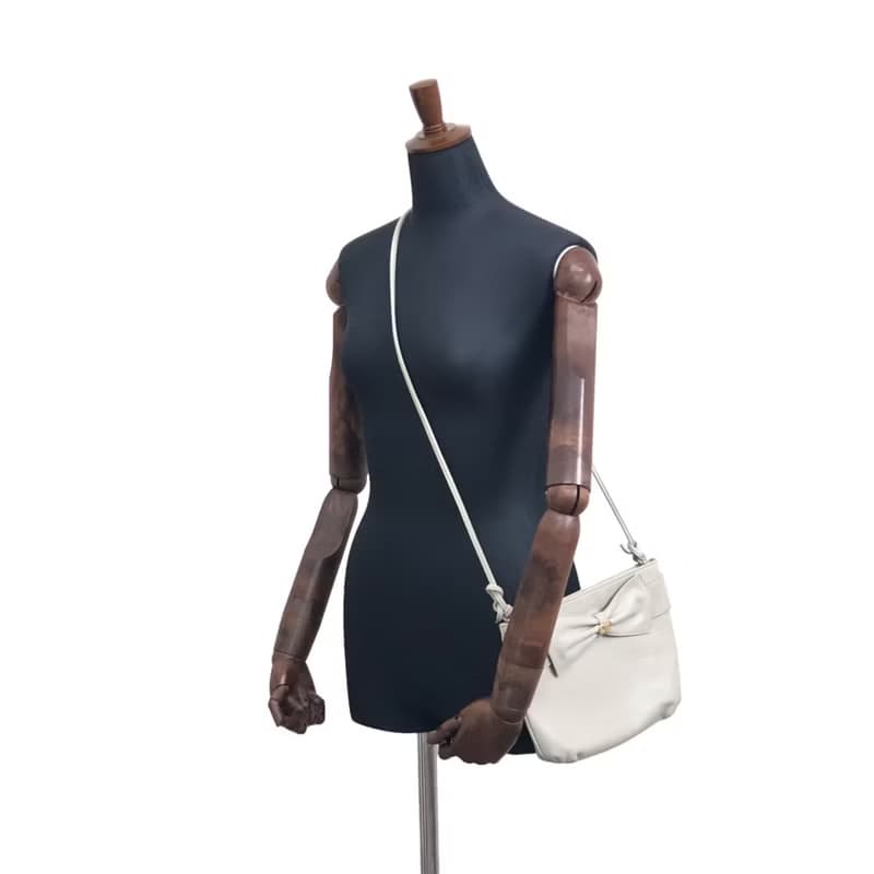 【 日本直送　名牌中古包 】CELINE セリーヌ ショルダーバッグ グレー ブラゾン レザー リボン vintage ヴィンテージ オールド dei55p