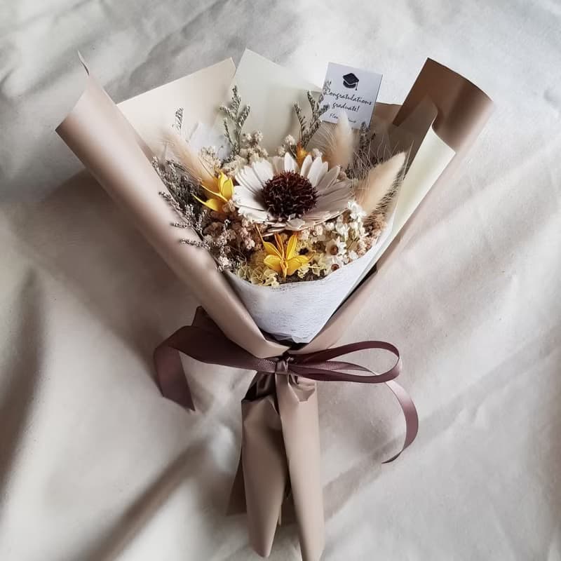 乾燥花蓪草向日葵花束|畢業 祝賀 生日 慶祝 學士帽S|4色可選