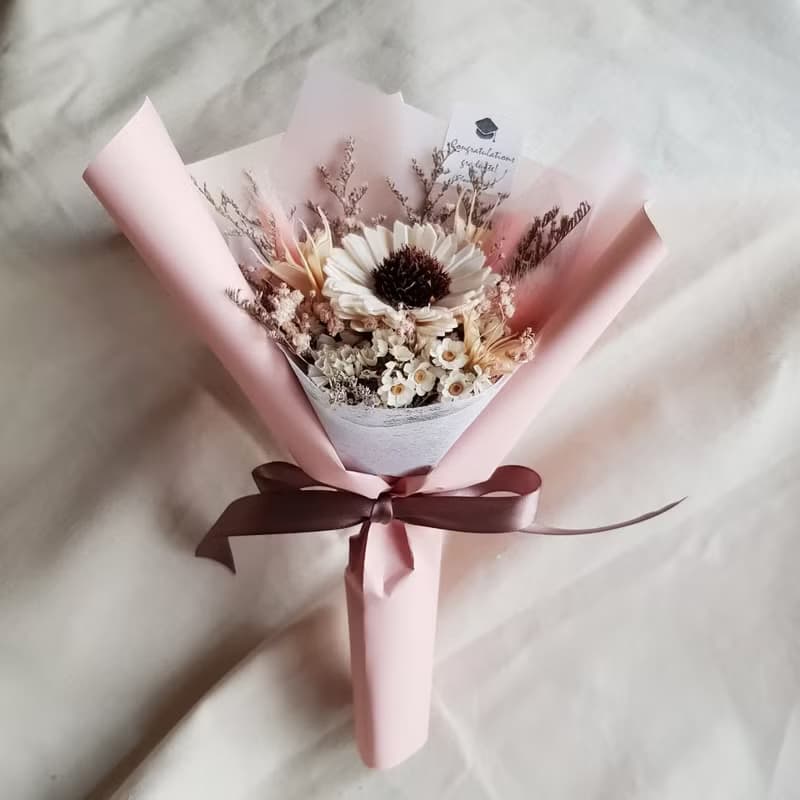 乾燥花蓪草向日葵花束|畢業 祝賀 生日 慶祝 學士帽S|4色可選