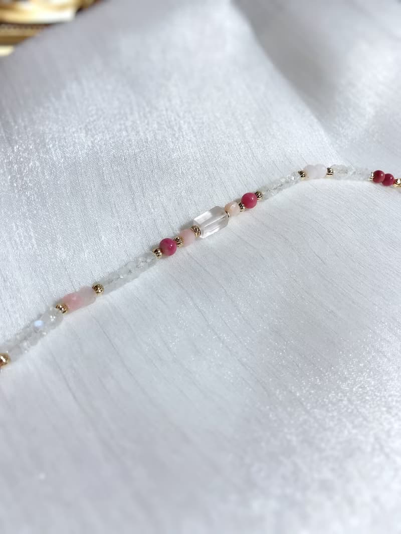粉晶、粉澳寶、月光石 天然石手鍊