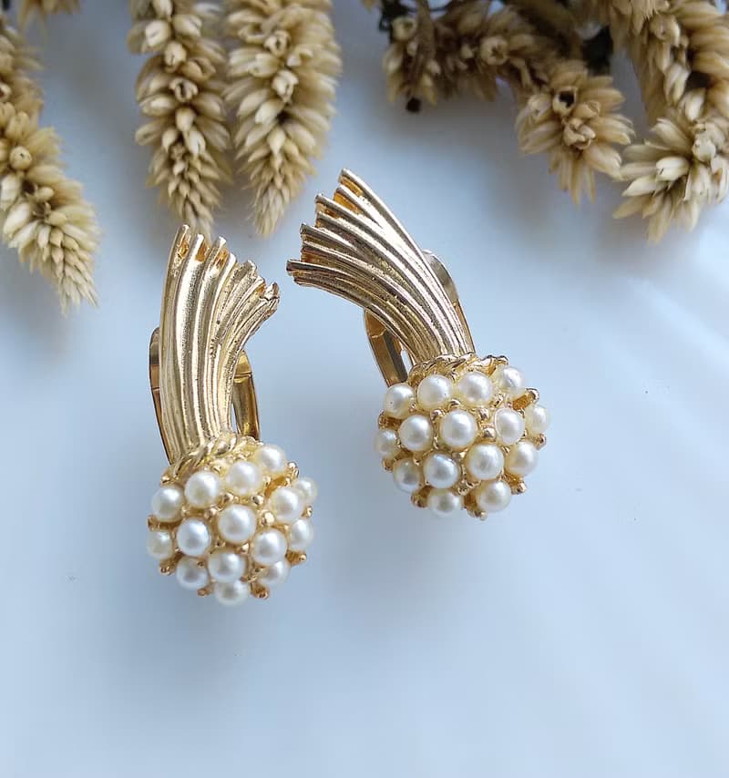 Vintage Jewelry 西洋古董飾品 優雅 小流星 仿珠 夾式耳環