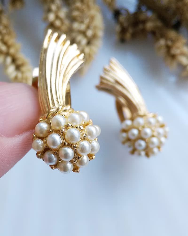 Vintage Jewelry 西洋古董飾品 優雅 小流星 仿珠 夾式耳環