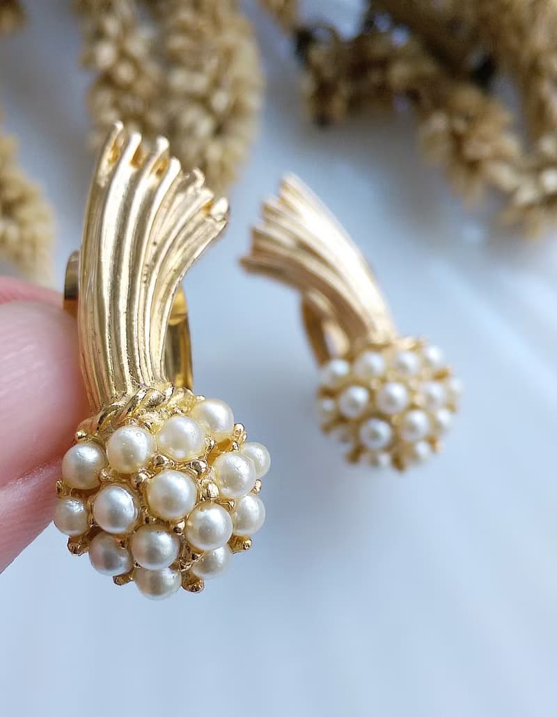 Vintage Jewelry 西洋古董飾品 優雅 小流星 仿珠 夾式耳環