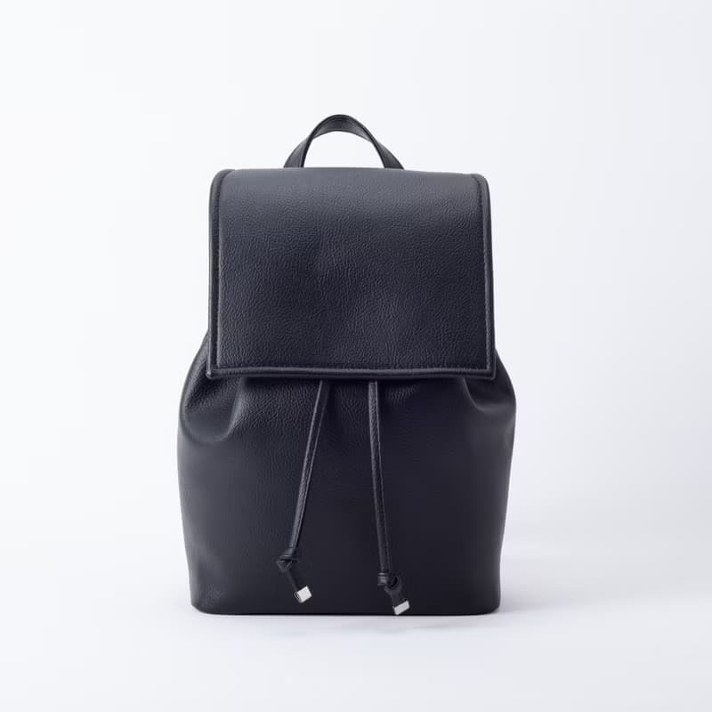 極簡風格兩用後背包 / 水桶包 - 百搭黑