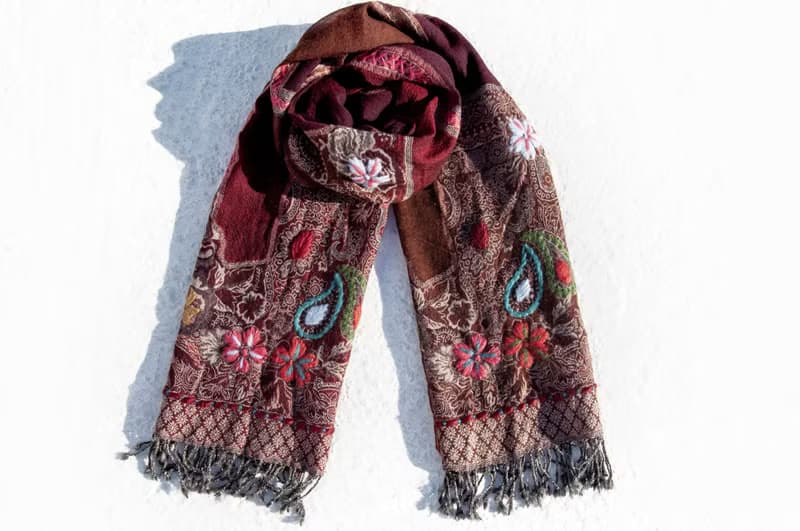 喀什米爾Cashmere/水煮羊毛披肩/針織圍巾/刺繡圍巾/羊絨披巾-花