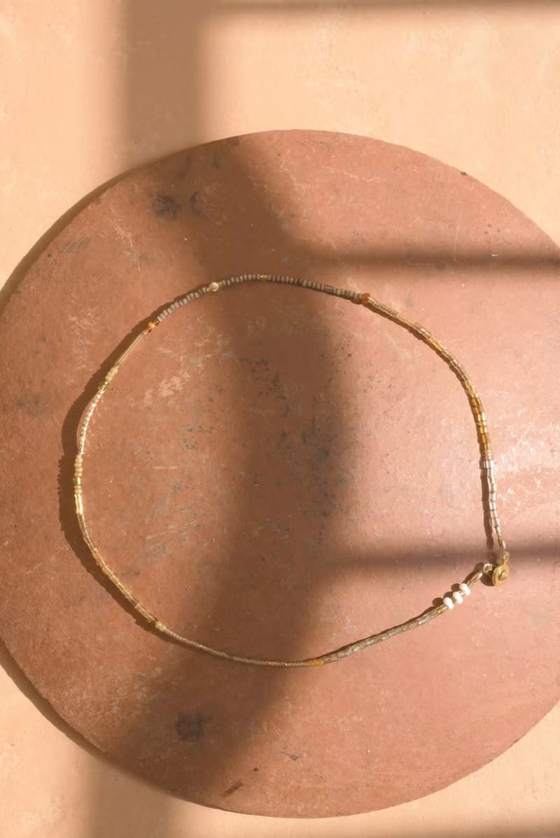 Golden Sunset 落日的金黃串珠短項鍊