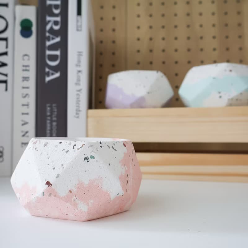 鑽石幾何盆 • 磨石款 / 手作水泥盆器 / 觀葉植物 / 生日送禮