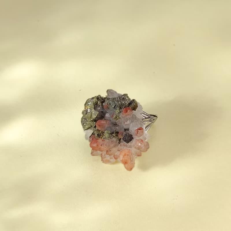 紅水晶共生黃銅礦活口戒指 隨形原石標本晶簇晶柱手工指環 S925銀
